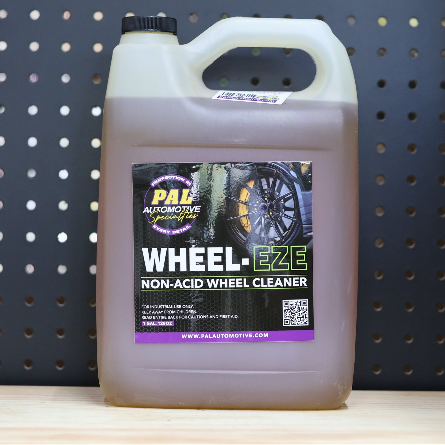 WHEEL-EZE Non-Acid Wheel Cleaner 1G
