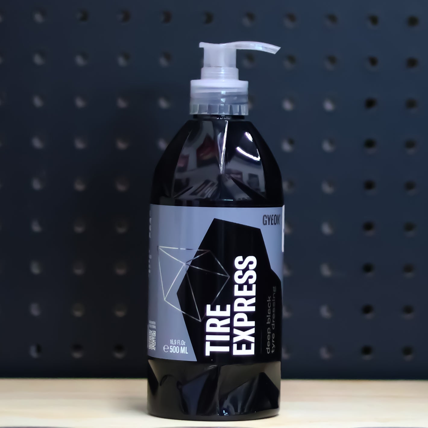 GYEON Q²M Tire Express